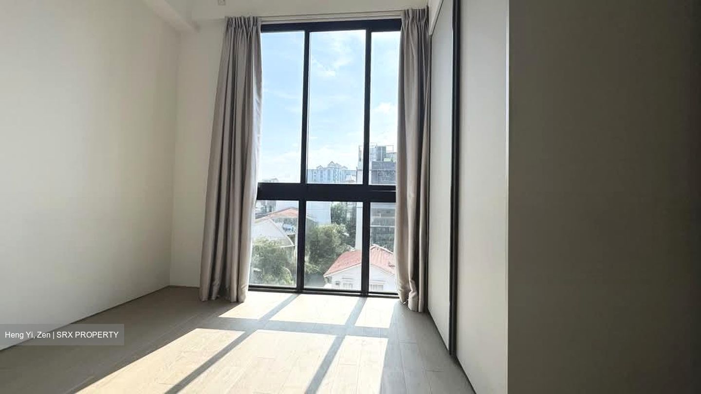 The Enclave . Holland (D10), Apartment #581882581